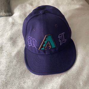 Fitted cap size 7 3/8